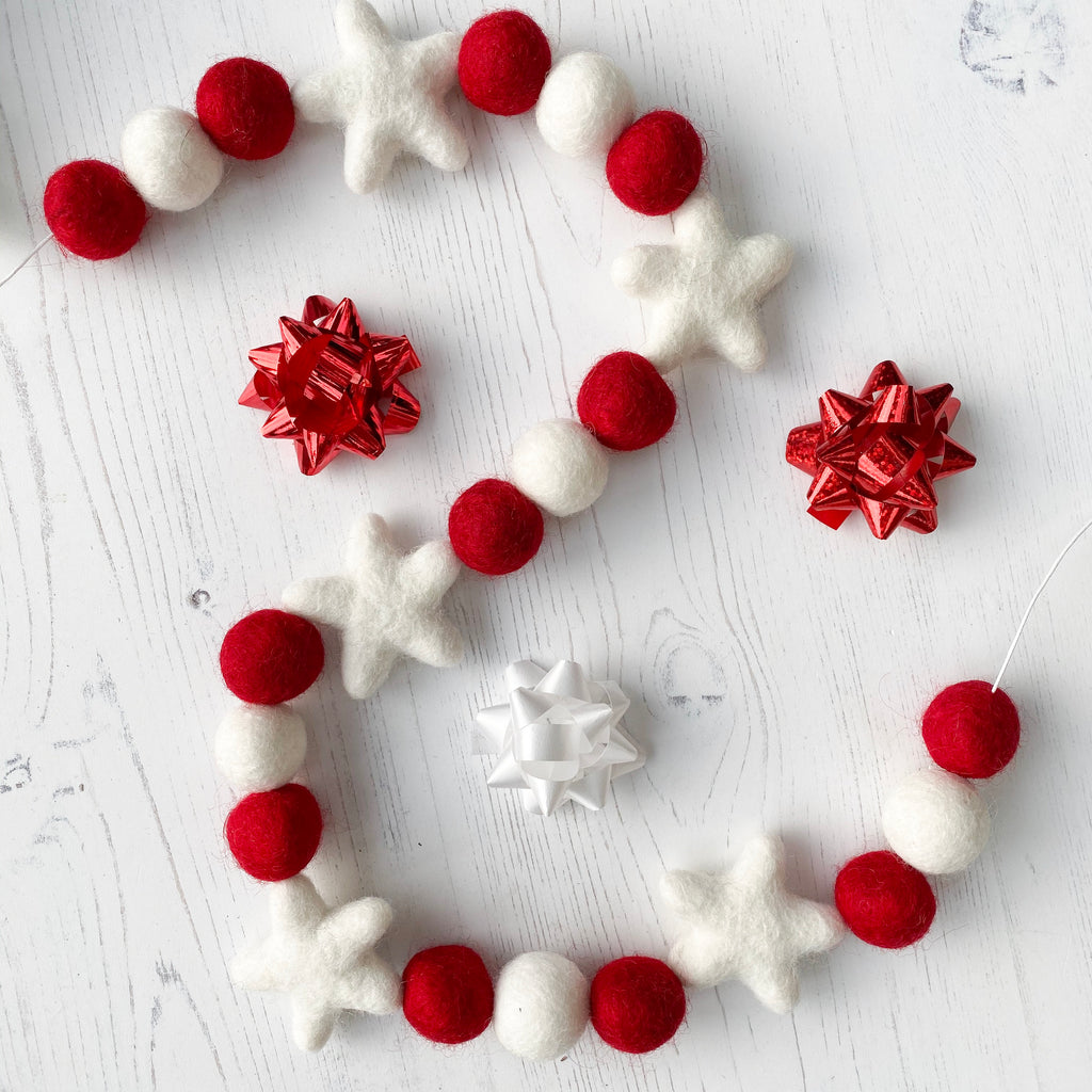 Christmas Felt Star and Ball Pom Garland Red and White By Stone And Co - stoneandcoshop